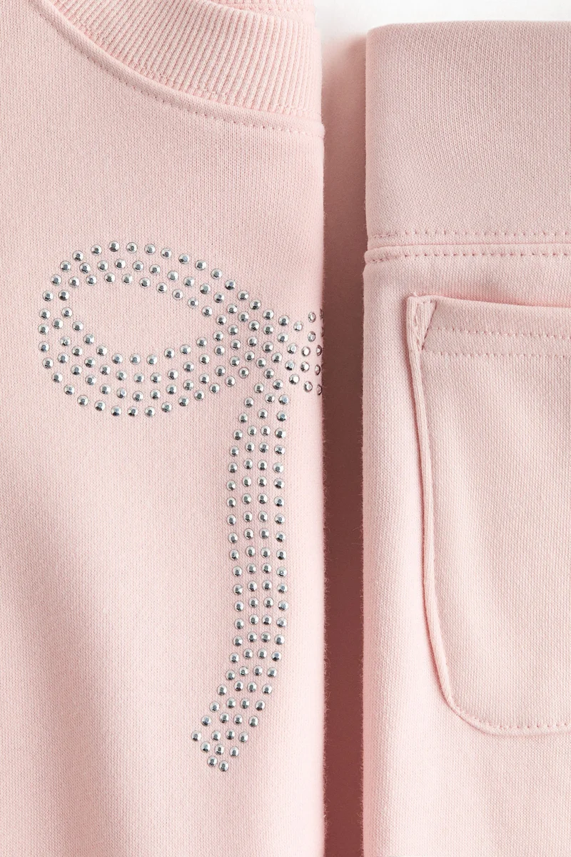 اتش اند ام طقم بنطلون رياضي وسويت شيرت- من قطعتين