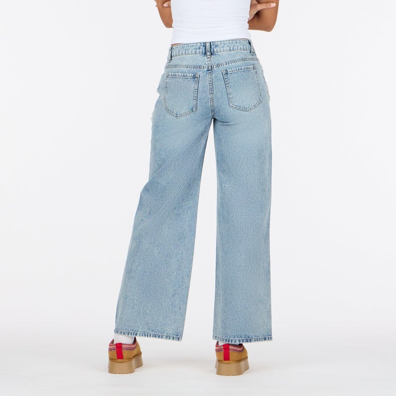 Forever 21 Womenâ€™s Low Waist Wide Leg Denim Jeans with Heart Patch Details, Color- Blue, Size- 2 - Image 5