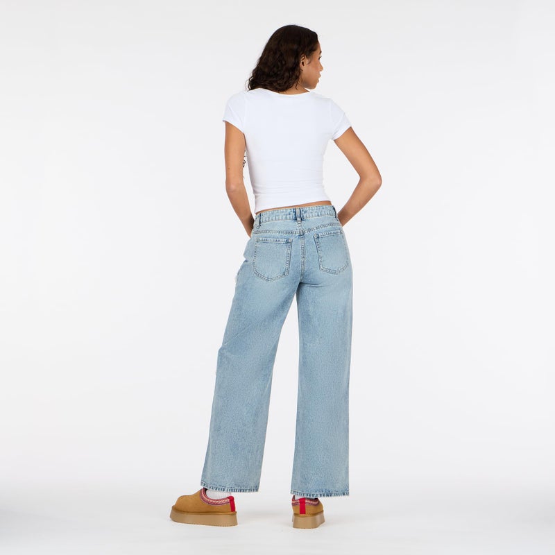 Forever 21 Womenâ€™s Low Waist Wide Leg Denim Jeans with Heart Patch Details, Color- Blue, Size- 2 - Image 4