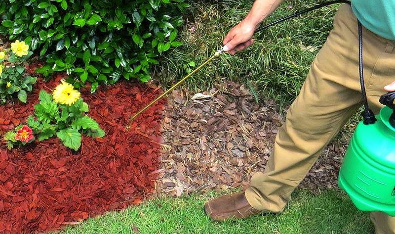 EnviroColor Red Mulch Dye | 32 oz Treats 2400 FtÂ², Mulch Dye Red, Red Mulch for Landscaping, Red Mulch for Garden Beds, Wood Mulch Dye, Permanent Mulch Paint - Image 2