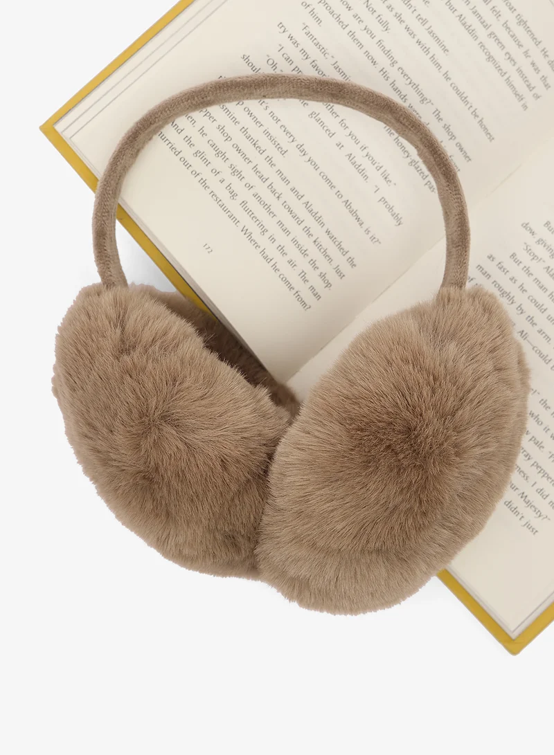 جينجر Faux Fur Ear Muffs
