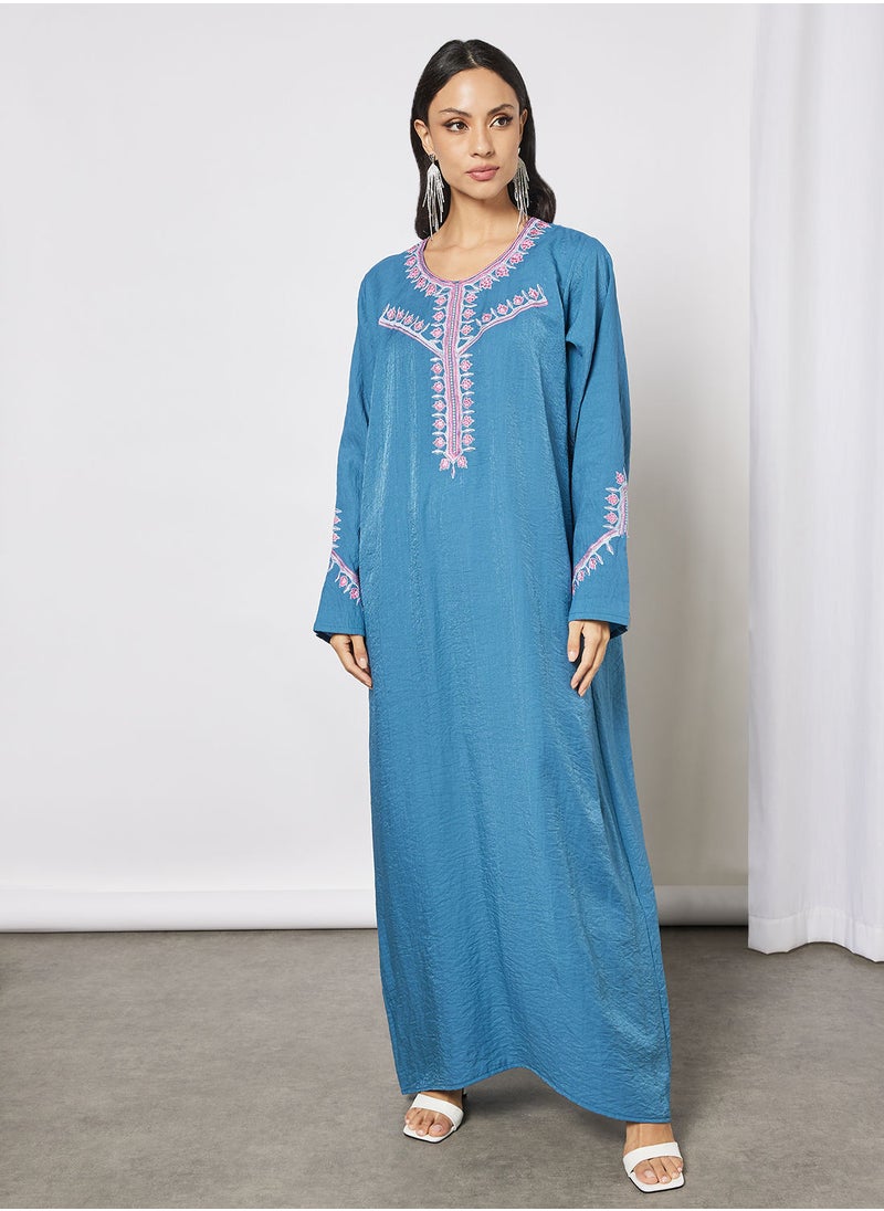 Hayat - Jalabiya With Colored Leaf Embroidery In Front And Arms With Belt - Image 1