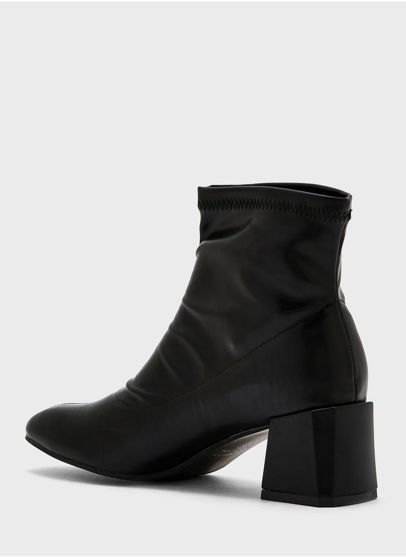 ايلا - Rounded Point Sock Ankle Boot - Image 1
