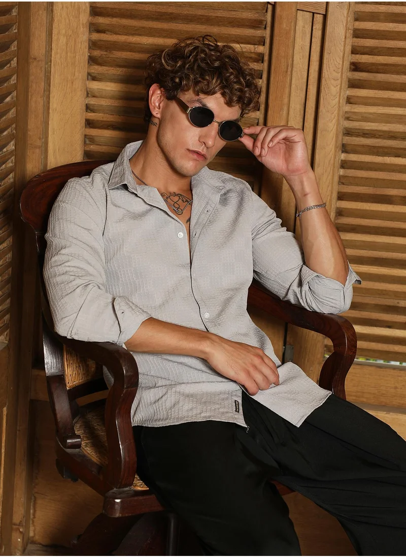 كامبوس سوترا Men's Cloud Grey Grid-Check Tactile Shirt For Casual Wear | Spread Collar | Long Cuffed Sleeves | Button Closure | Shirt Crafted With Comfort Fit For Everyday Wear