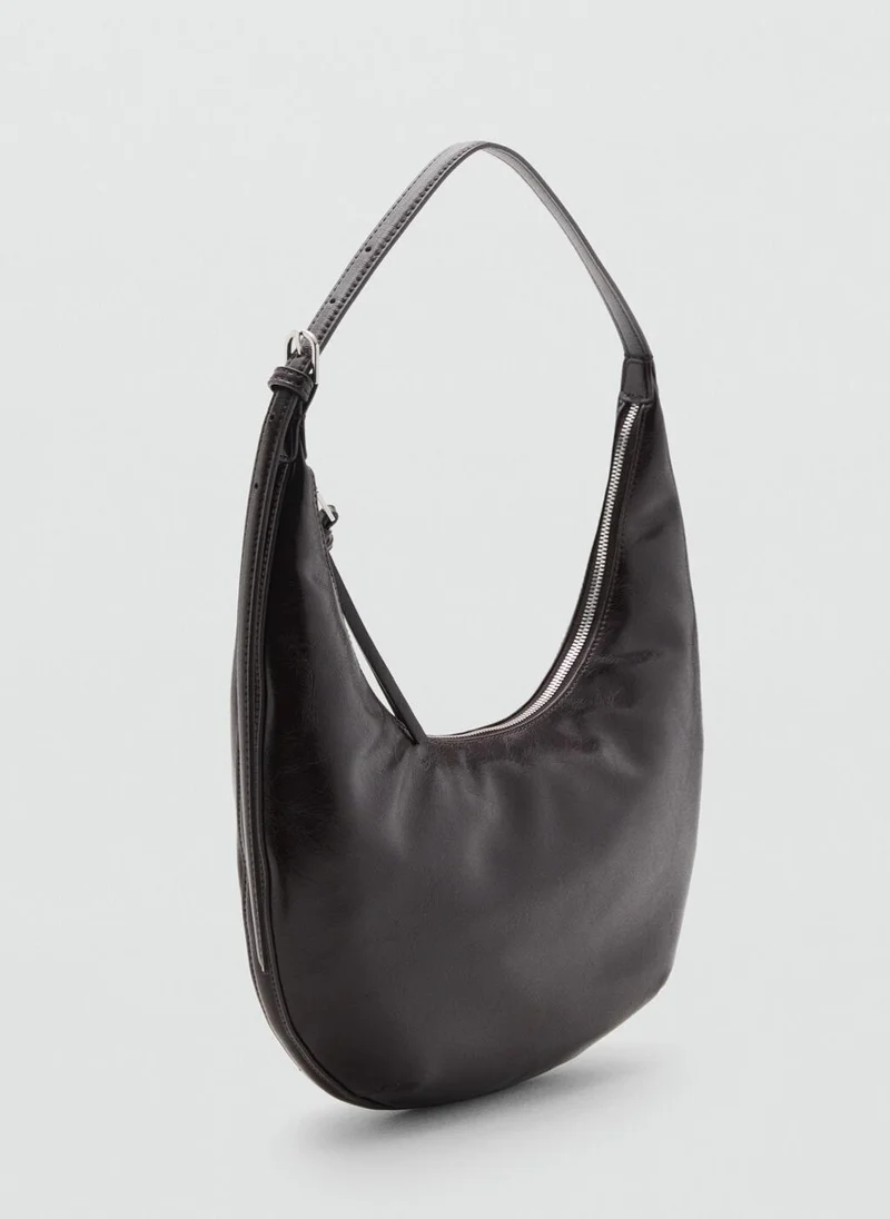 مانجو Medium oval shoulder bag