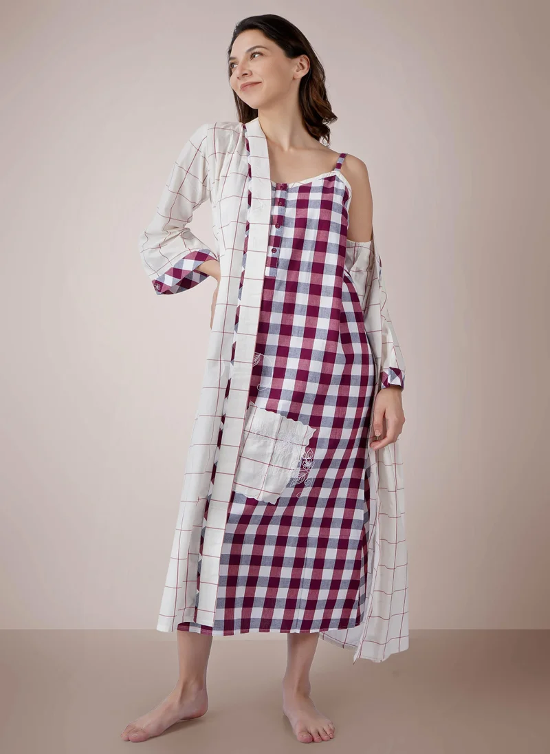 افتر دارك Siena, Patch Embroidery Slip and Robe Set