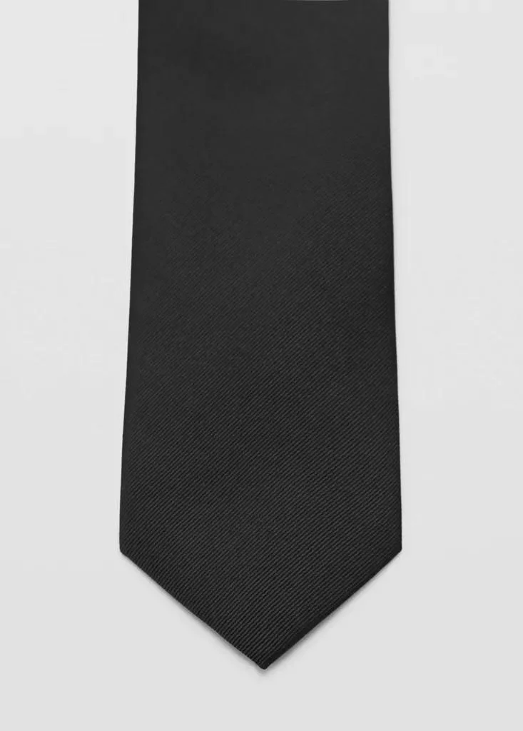 Smooth Micro-Structured Tie