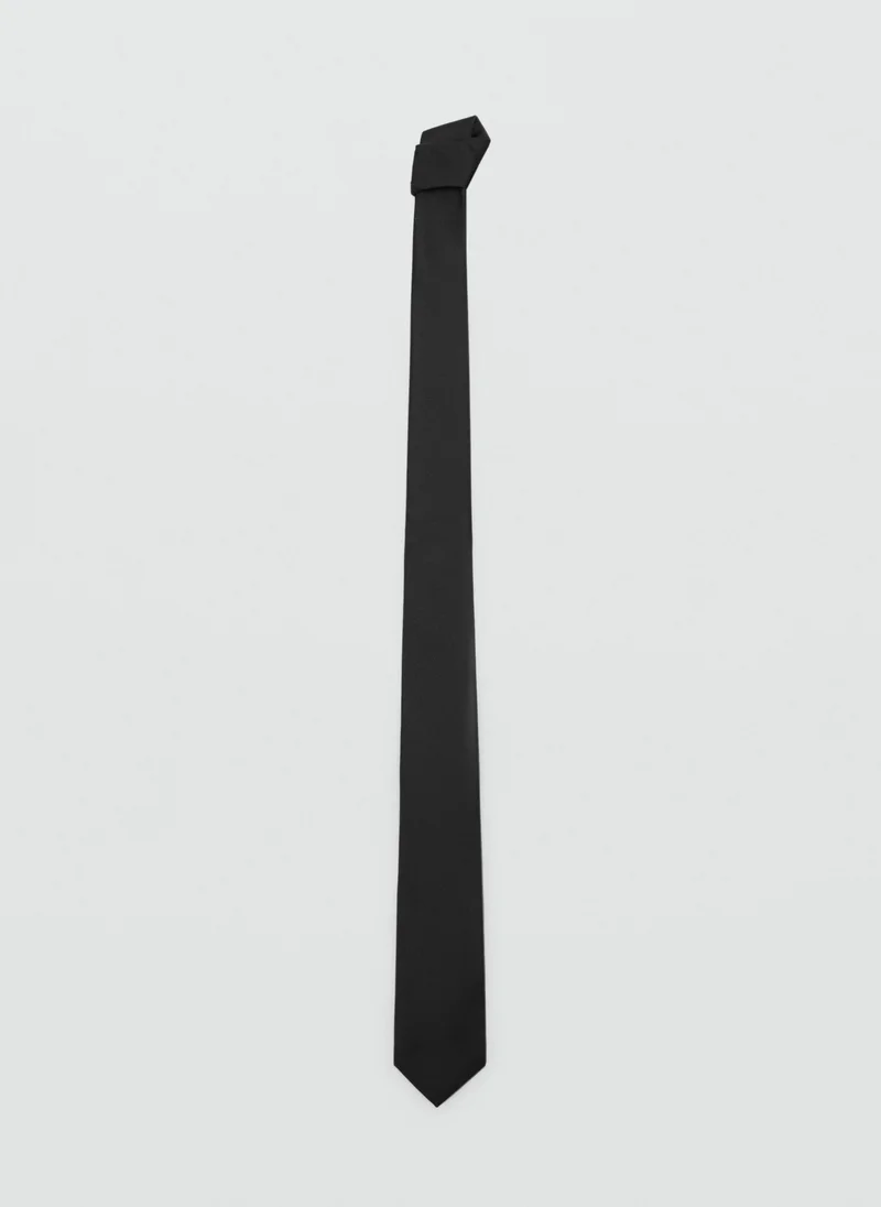Smooth micro-structured tie