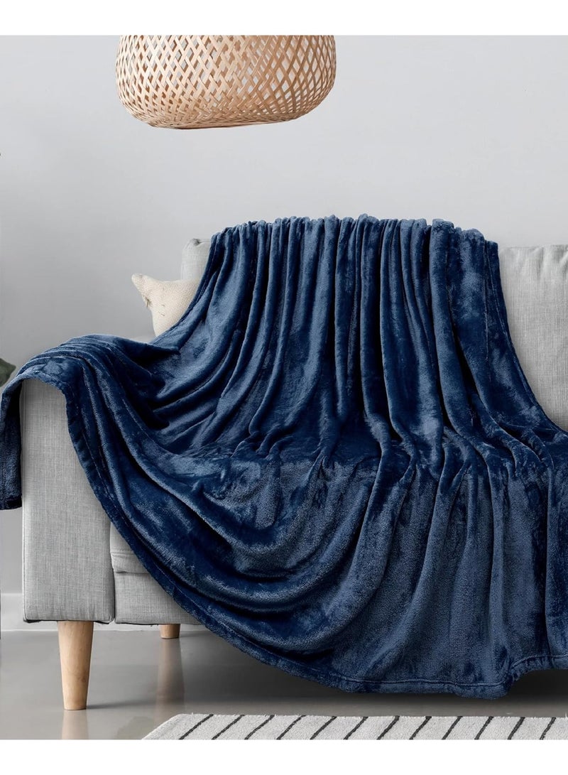 بي اس بي هوم بطانية مزدوجة فاخرة بوزن 220 جرام من BSB HOME® للاستخدام على السرير أو الأريكة أو الكنبة أو أثناء السفر والتخييم | بطانية مكيف الهواء | المقاس: 220 × 230 سم | اللون: أزرق | بطانية سادة من نوع بولو - Image 3