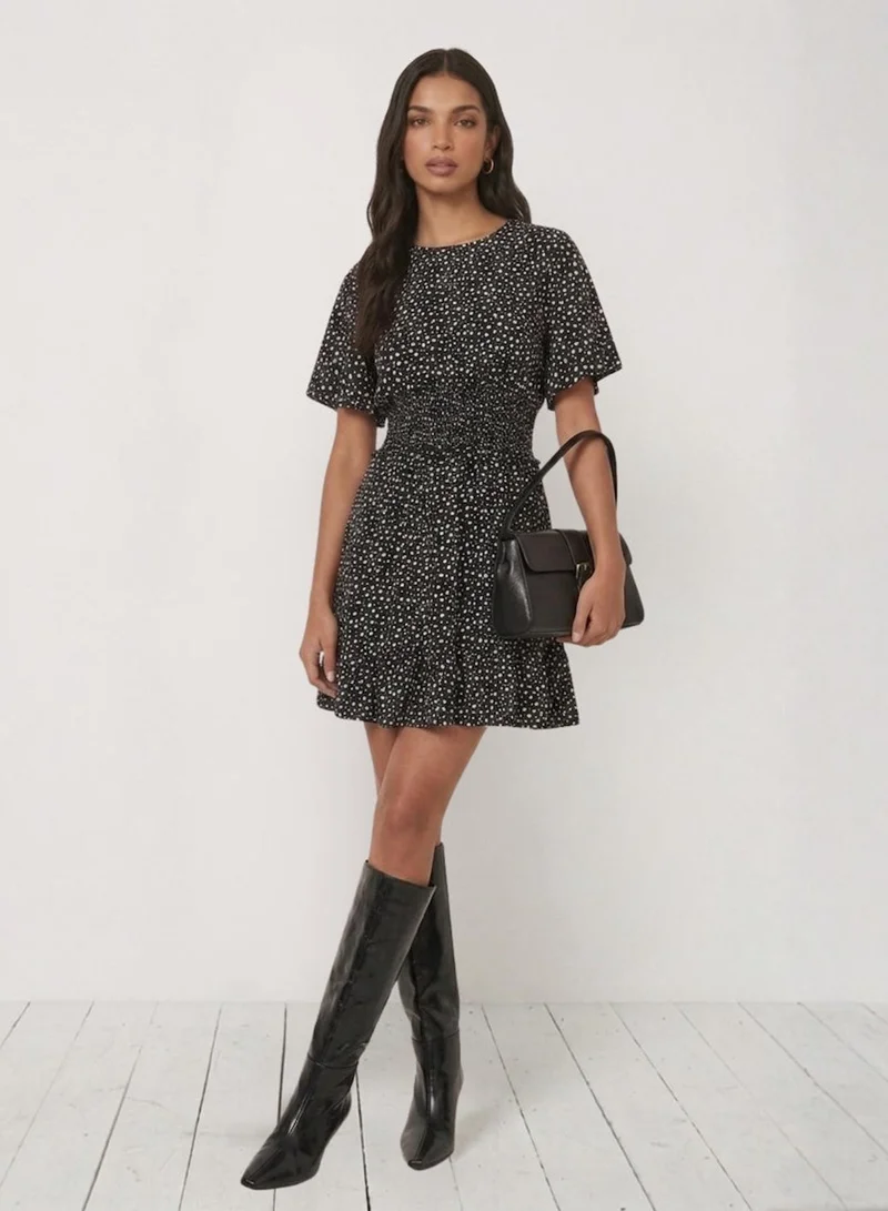 نيدز نو ليبل Mono Heart Shirred Waist Mini Dress