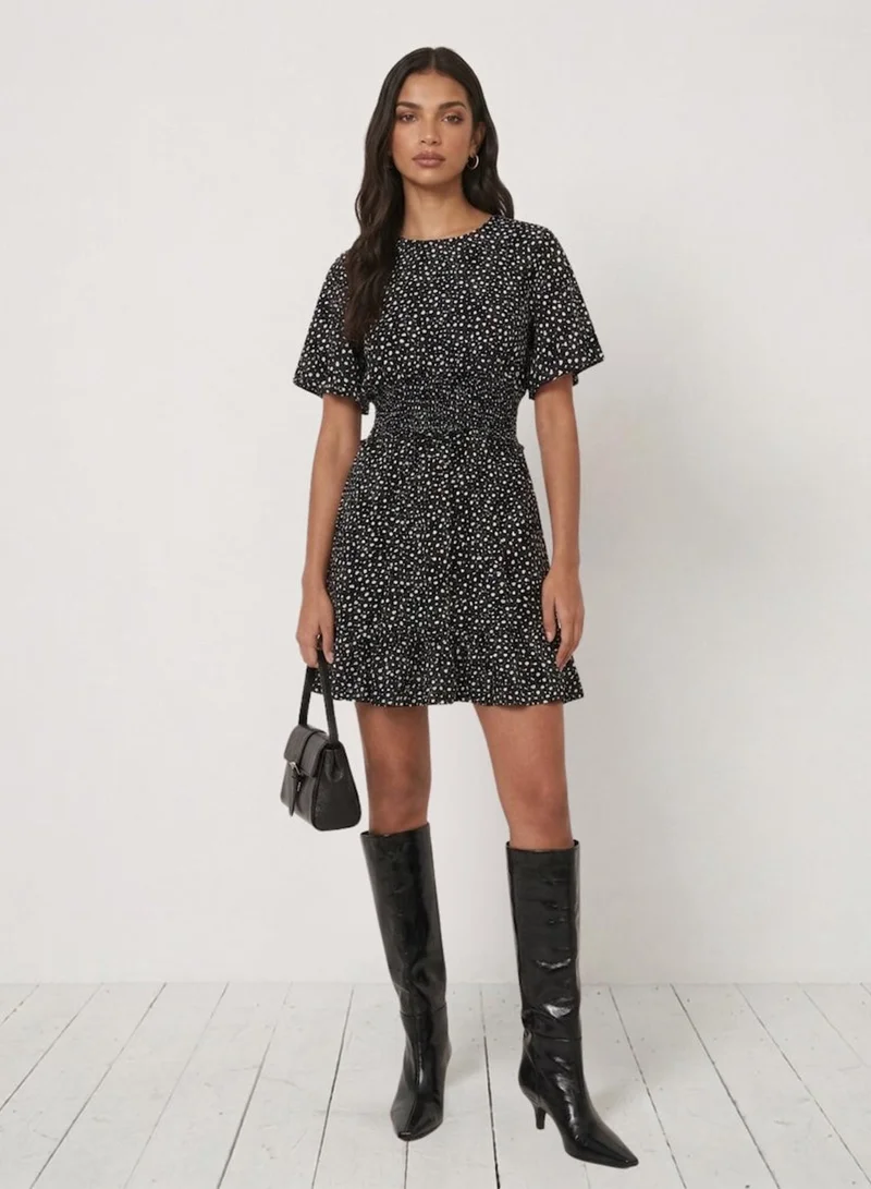 نيدز نو ليبل Mono Heart Shirred Waist Mini Dress