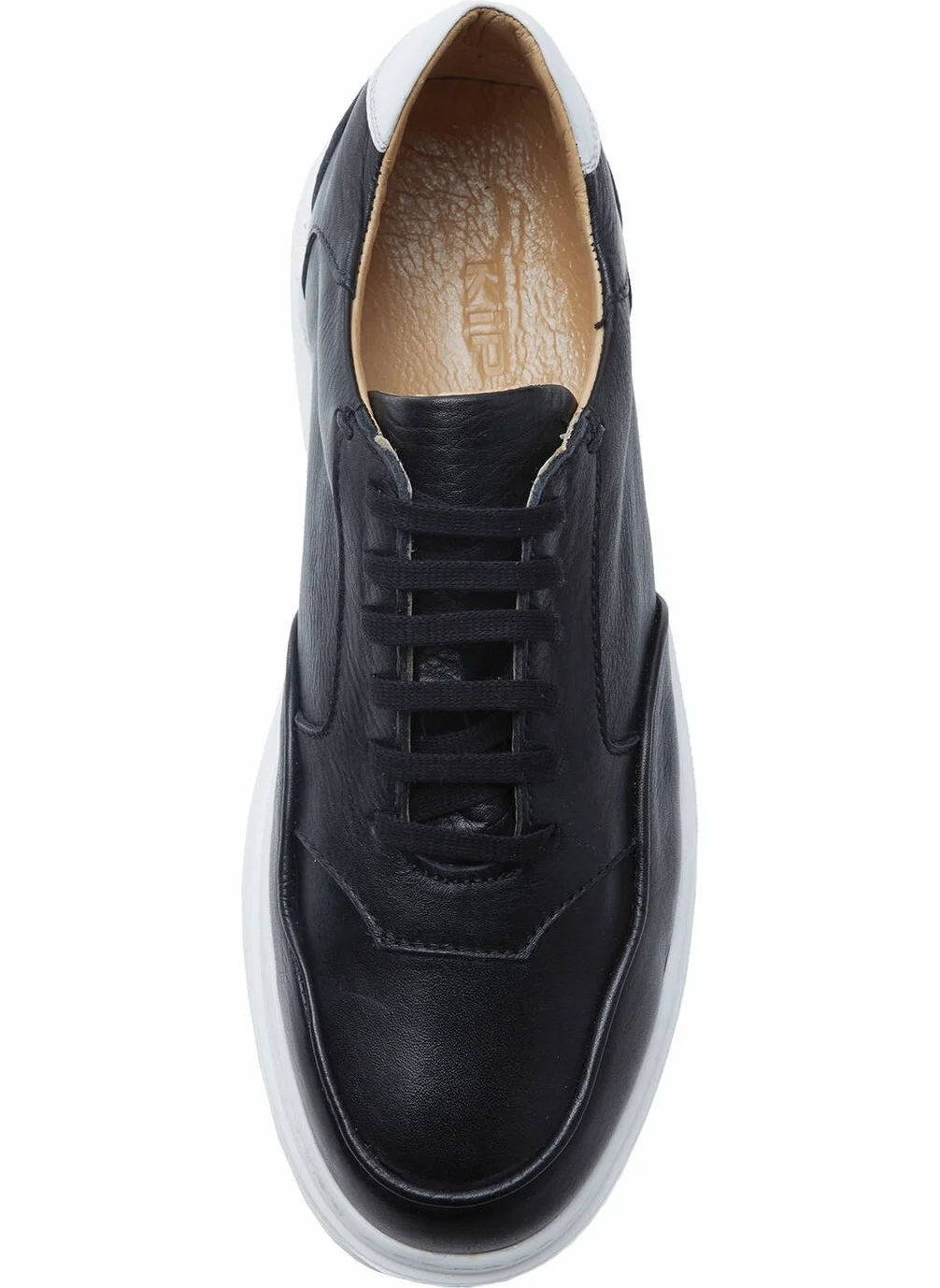 كيب Black Sneakers