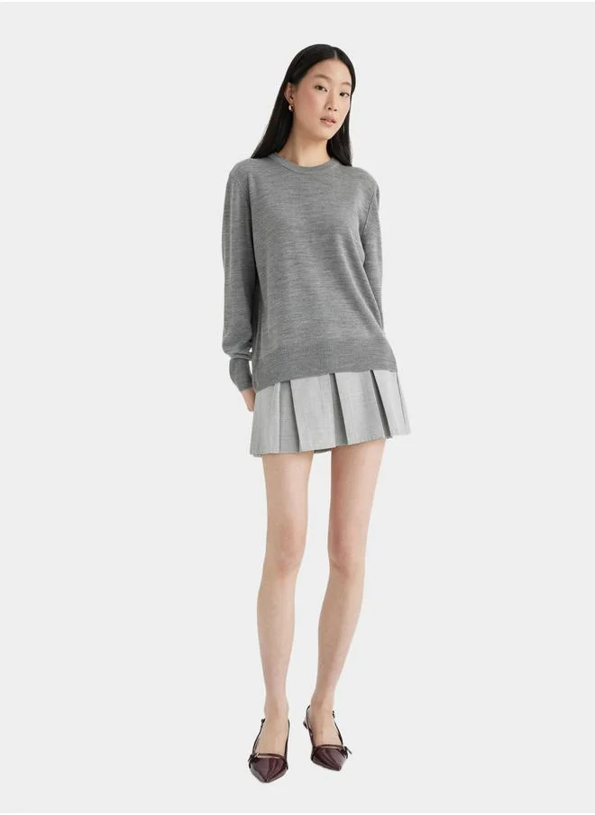 ديفاكتو Plain Crew Neck Regular Fit Knit Sweater by Styli