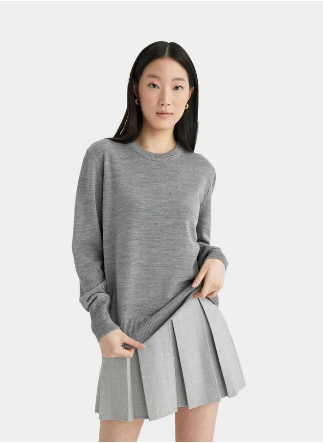 ديفاكتو Plain Crew Neck Regular Fit Knit Sweater by Styli