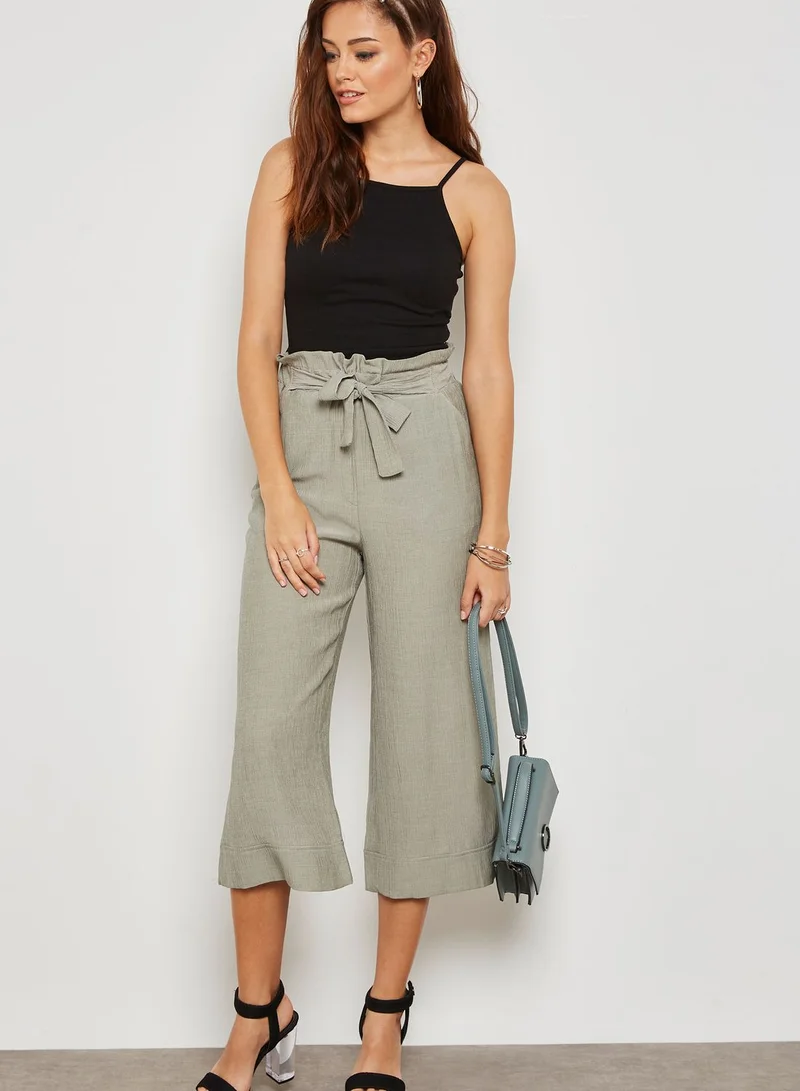 NEW LOOK Halter Crop Top