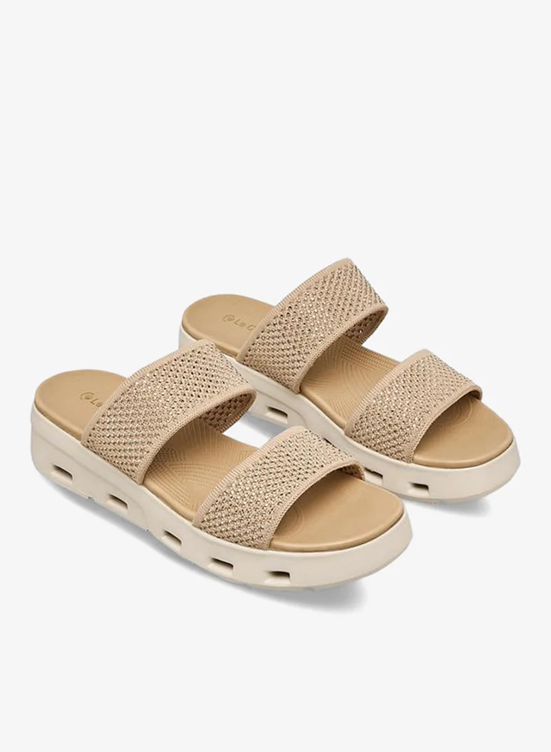 لو كونفورت صنادل نسائية مطرزة بتصميم فلاي نيت من تشكيلة رمضان