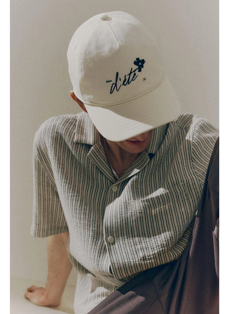 H&M Regular Fit Textured resort shirt