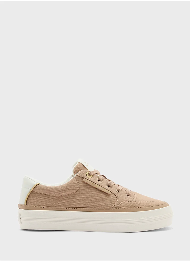 تومي هيلفيغر Logo Detail Lace Up Low Top Sneakers