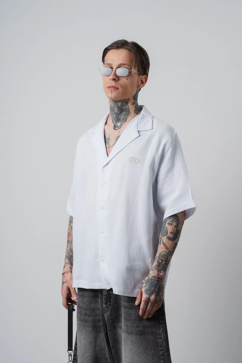 RESPIRE Men's R Embroidered Short-Sleeve Muslin Oversize Shirt White