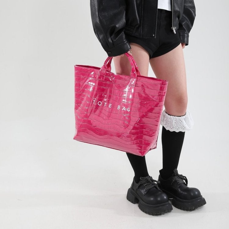 Selling Casual Large-Capacity Letter Tote Bag For Women 2025 Summer Trendy Stone Pattern Girl Commuter Handbag - Image 3