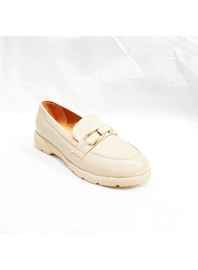 Fashionable Flat Shoe For Women