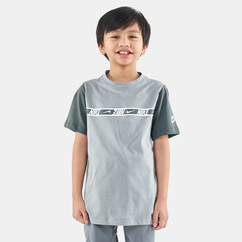 Nike Kids' Sportswear Repeat T-Shirt