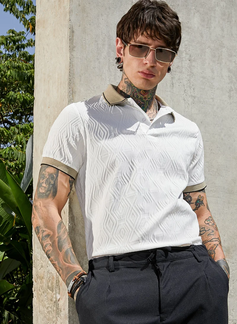 كامبوس سوترا Men's Chalk White & Olive Green Ripple-Logenze Polo T-Shirt For Casual Wear | Polo Neck | Short Cuffed Sleeves | Half-Button Closure | T-Shirt Crafted With Comfort Fit For Everyday Wear