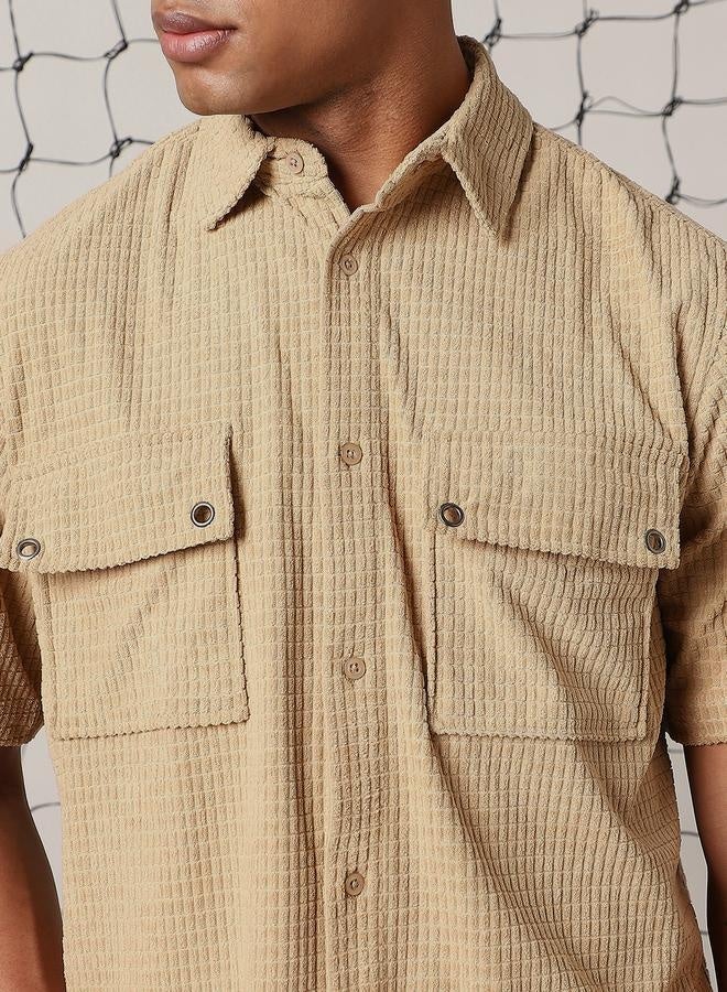 Hubberholme Oversized Spread Collar Solid Pattern Half Sleeve Button Closure Shirt for Men, Casual Comfort - Image 3