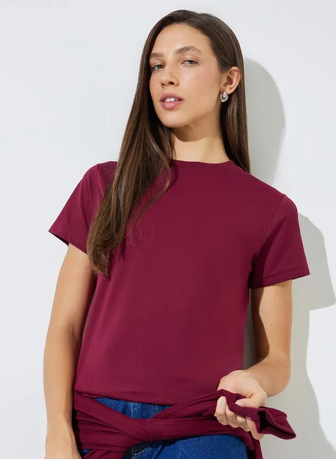 ستايلي Burgundy Regular Fit Round Neck T-Shirt