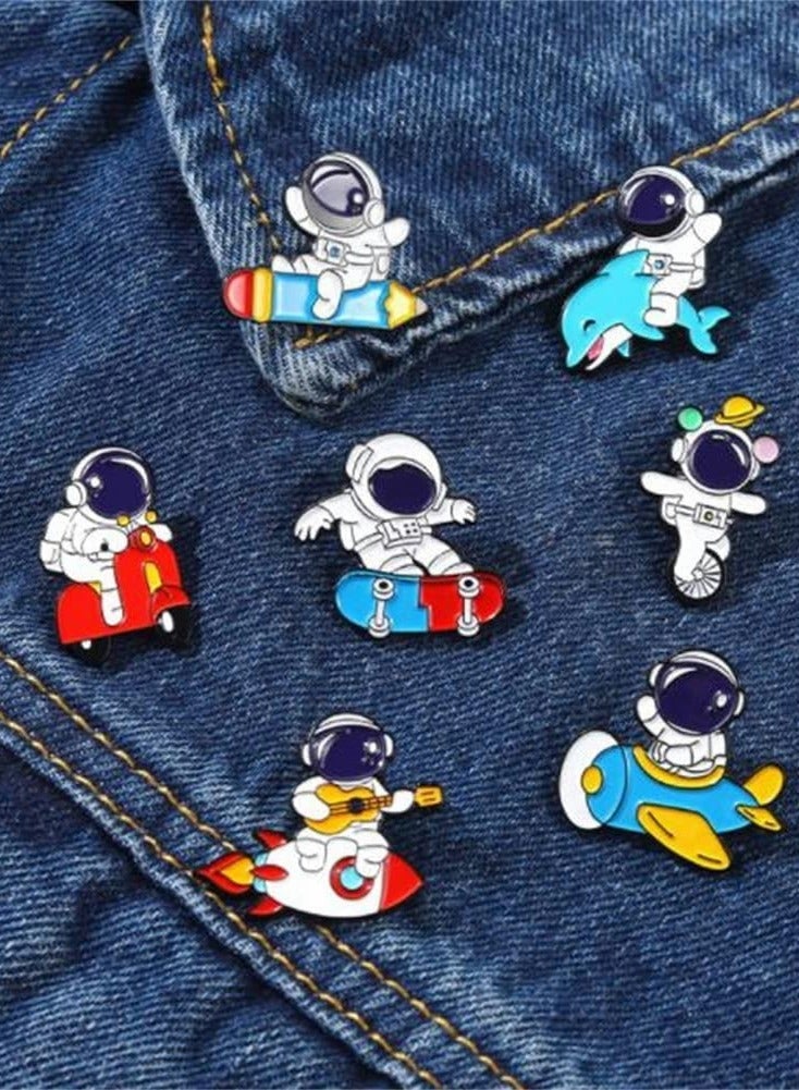 Metal Astronaut Enamel Pins Set, for Jackets Backpack Shirt Lapel Badges Pins Aesthetic Brooch, 7 Packs  - Image 2