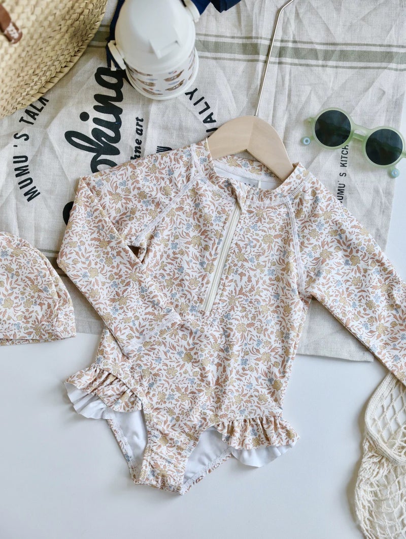 2026 new girls baby girl small floral strawberry sunscreen long-sleeved one-piece swimsuit hot spring vacation split swimsuit - Image 1