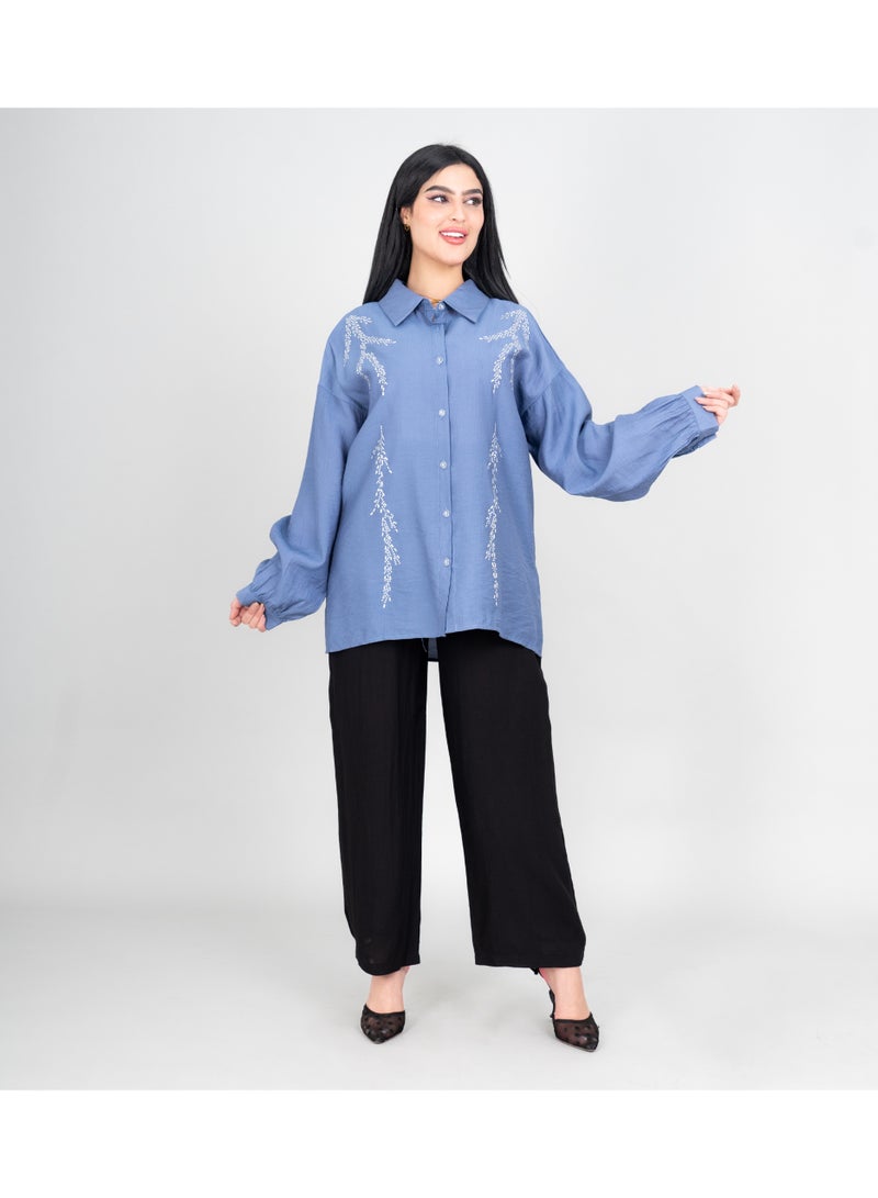 اكسا طقم عصري قطعتين قميص وبنطلون بتفاصيل تطريز أزرق - Image 1