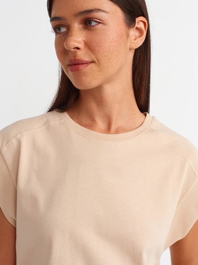 ديلفين 30724 Cotton T-Shirt-Light Beige