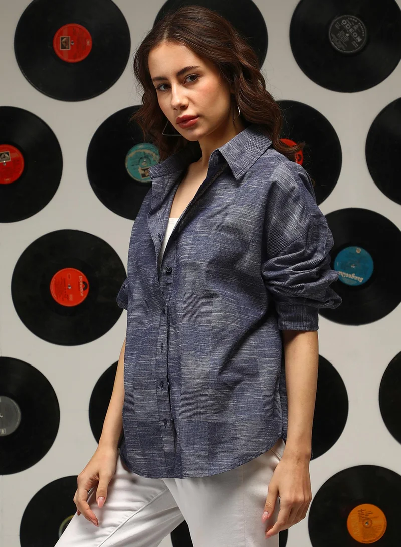 كامبوس سوترا قميص نسائي أزرق كاروهات كبير الحجم من الدنيم للارتداء الكاجوال