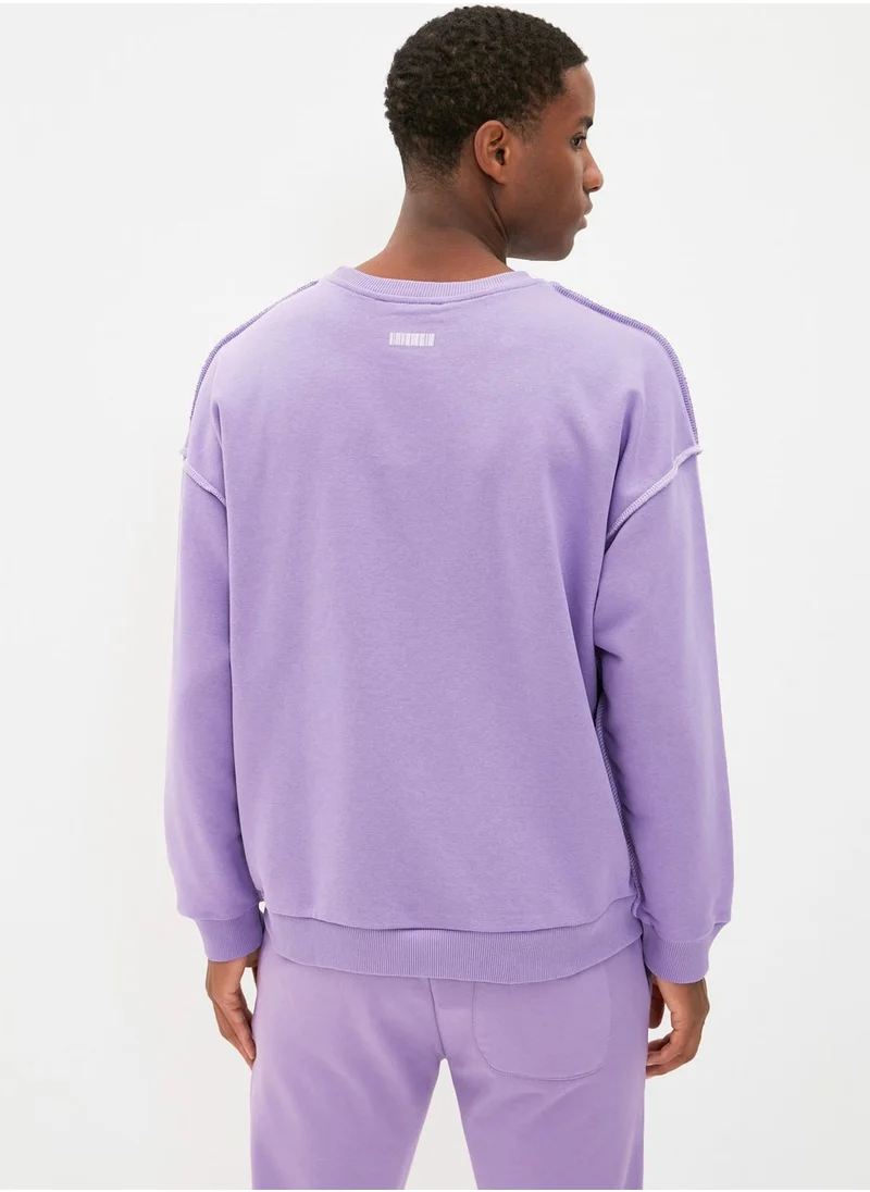 trendyol Slogan Seam Detail Sweatshirt