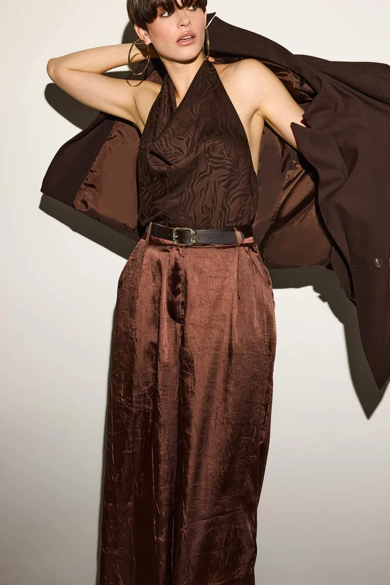 Defacto Regular Fit Halter Collar Sleeveless Blouse