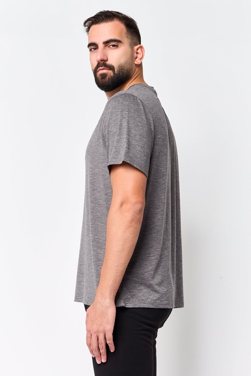 MOTION Men Sportswear Fit Short Sleeve Training T-Shirt, Charcoal - Image 3
