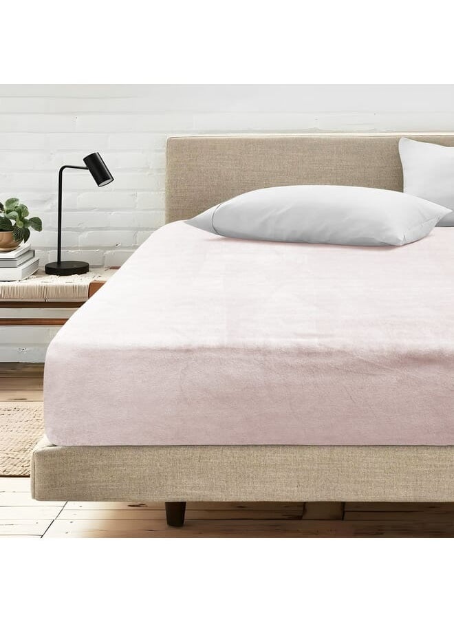MORANO Fitted Velvet Sheet 180 x 200 x 25 cm-Soft Pink  - Image 2