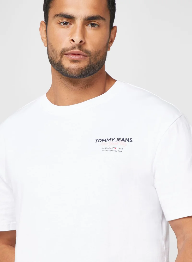 TOMMY JEANS Text Print Crew Neck T-Shirt