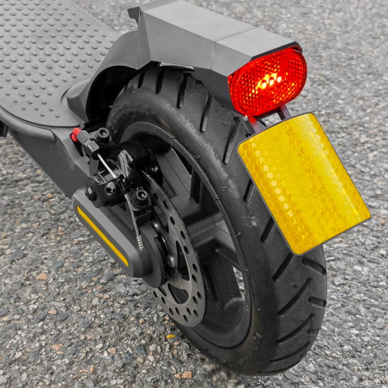Scooter Rear Mudguard: Black High-quality PC Thickened Frame - Waterproof High-brightness Brake Light, Anti-splash Wear-resistant Replacement Part for M365/1S/PRO/PRO2 Electric Scooters Night Riding - Image 3