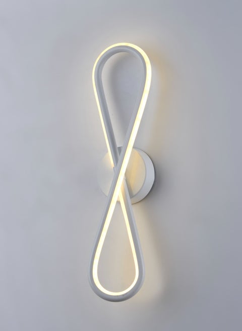 نجفه شوب ، انفينيتي ابليك ليد، ب3 ليدات اضاءه مناسبة لاي ديكور ، لون ابيض ، مصنوع من الالمونيوم ، مقاس 45*8*10