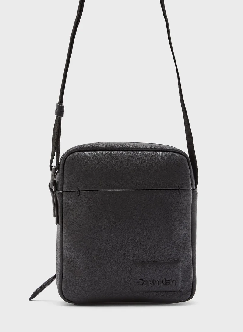 CALVIN KLEIN Task Force Messenger Bag