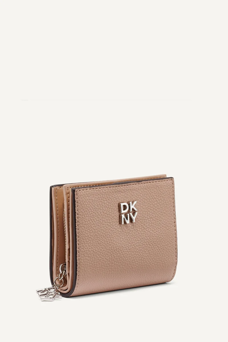 د ك ن ي SARAH BIFOLD ZIP WALLET