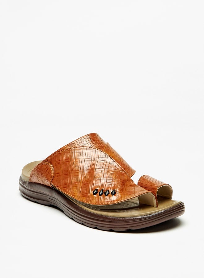 Al Waha Men Textured Slip-On Arabic Sandals with Toe Loop  - Image 3
