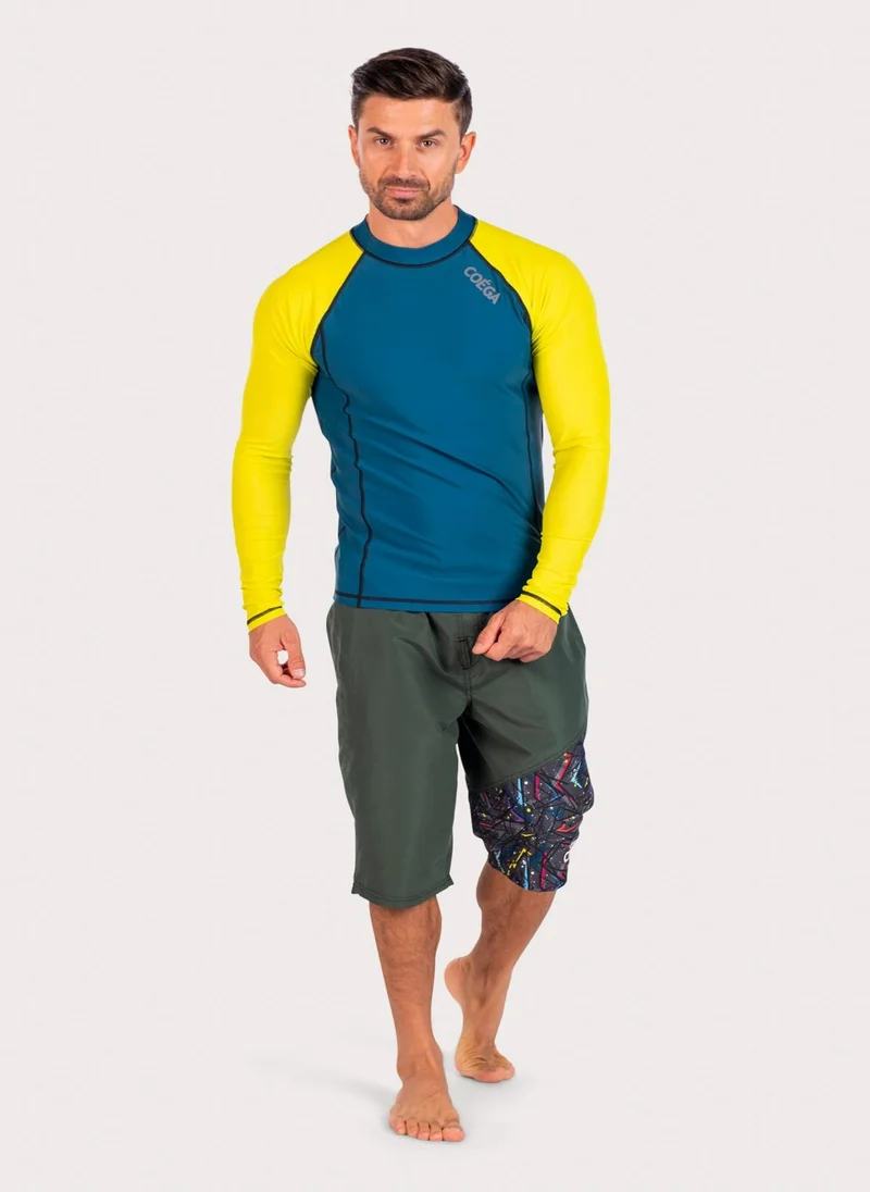 كويجا صن وير COEGA Mens Capris - Green Abstract Paint