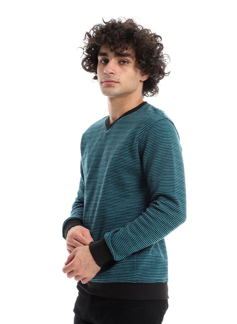Caesar Mens V-Neck Stripped Sweatshirt - Image 2