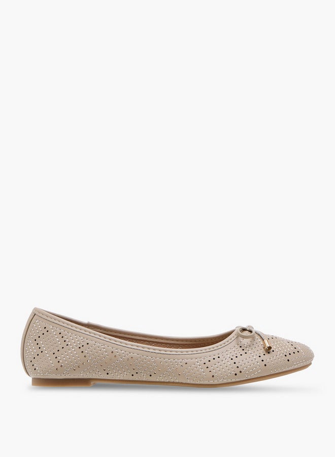 Flora Bella By Shoexpress Women's Textured Ballerina Shoes with Bow Detail  - Image 3