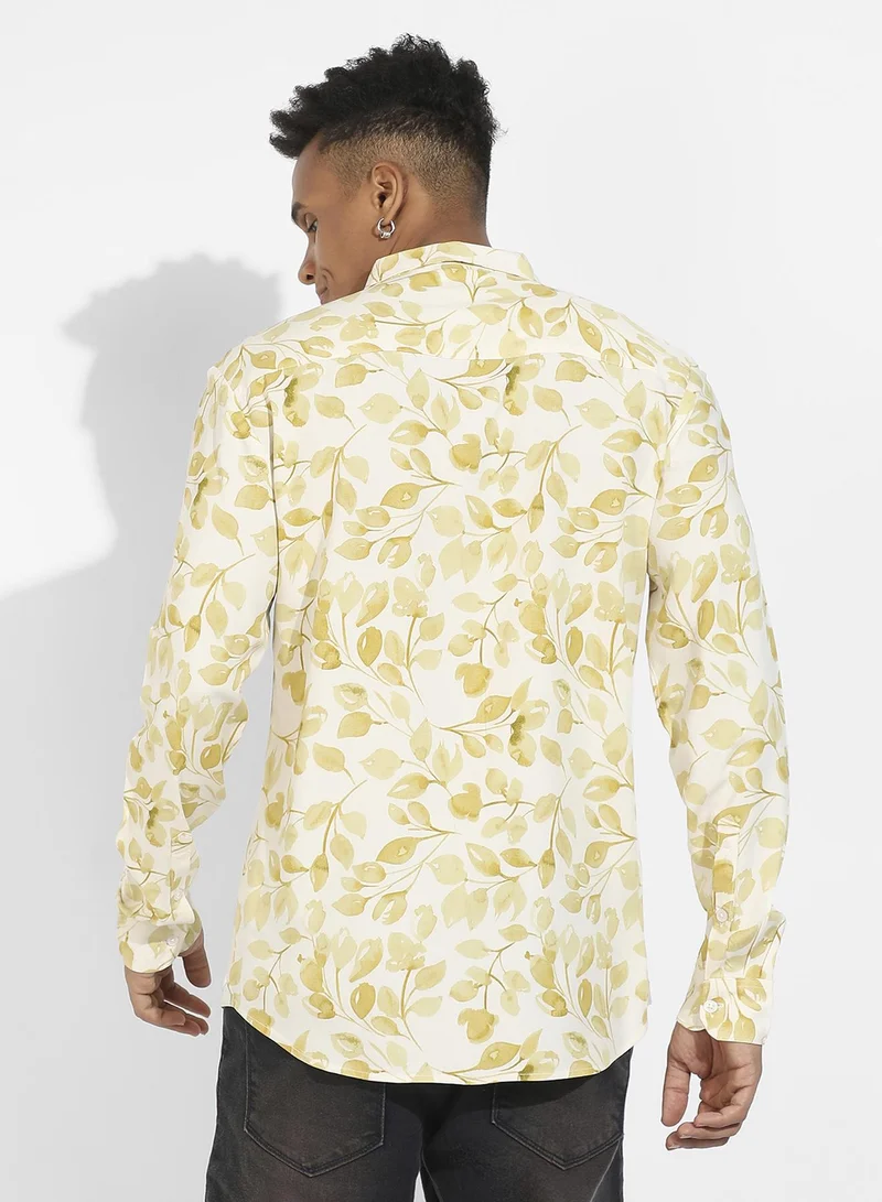 Campus Sutra Men's Artistic Foliage Print Button Up Shirt