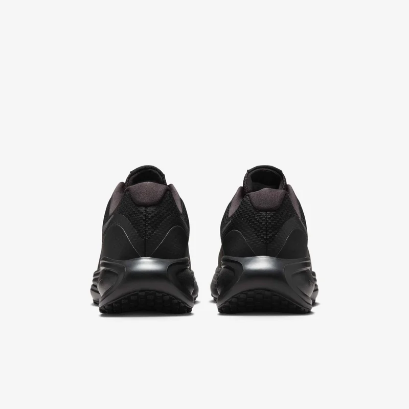 نايكي حذاء الجري ريفولوشن 8 رود للنساء