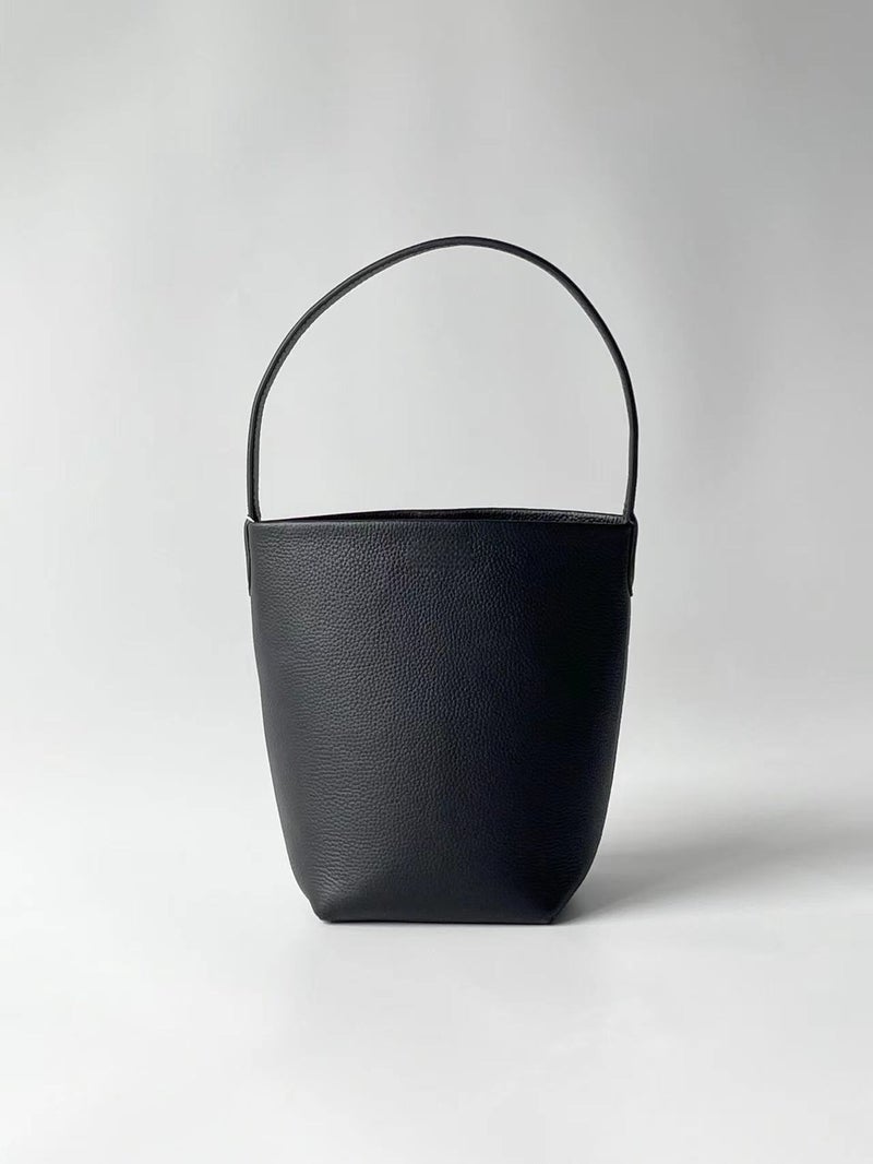 Celebrity Style Bucket Bag For Women New 2025 Single Shoulder Cowhide Large Capacity Niche Satchel Large Bag Genuine Leather Bag For Women - Image 1